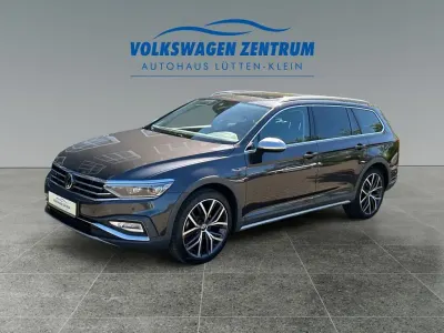 Gebraucht VW Passat Alltrack 200 PS (147 kW) 2021 Mangangrau (metallic) Kombi