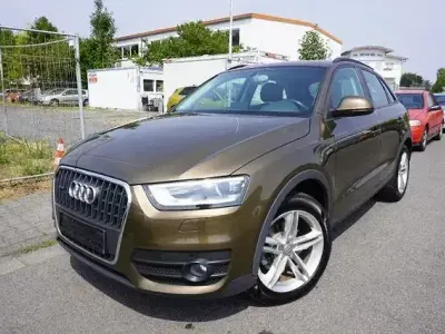 Gebraucht Audi Q3 Comfort 140 PS (102 kW) 2014 Braun SUV