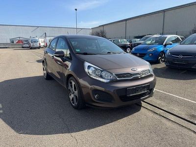 Gebraucht Kia Rio Spirit 109 PS (80 kW) 2013 Braun Limousine