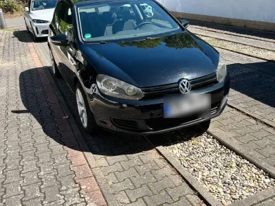 Gebraucht VW Golf VI Trendline 80 PS (58 kW) 2009 Schwarz Kleinwagen