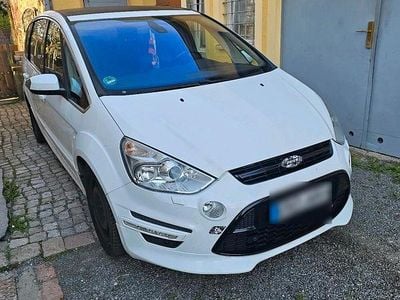 Second-hand Ford S-MAX Titanium S 203 CP (149 kW) 2010 Alb Monovolum
