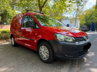 Gebraucht VW Caddy 102 PS (75 kW) 2012 Rot Van / Kleinbus