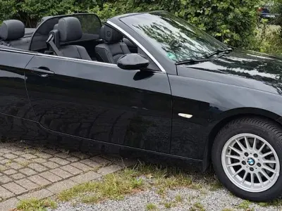 Używany BMW 320 Cabriolet 170 KM (125 kW) 2009 Czarny Kabriolet