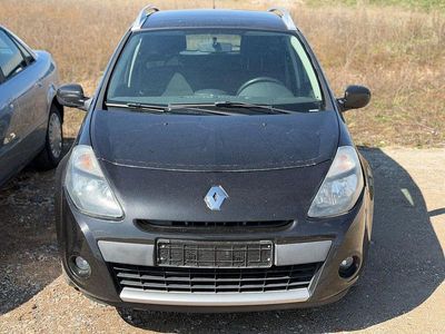 Gebraucht Renault Clio II 103 PS (75 kW) 2011 Limousine
