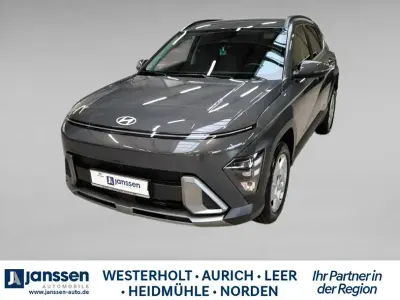 Gebraucht Hyundai Kona Trend 120 PS (88 kW) 2024 Grau SUV