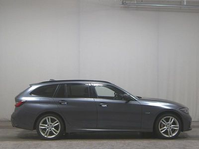 Usata BMW 330e M Sport 292 CV (214 kW) 2021 Grigio Station wagon
