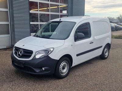 Gebraucht Mercedes Citan 111 116 PS (85 kW) 2021 Arktikweiss Van / Kleinbus