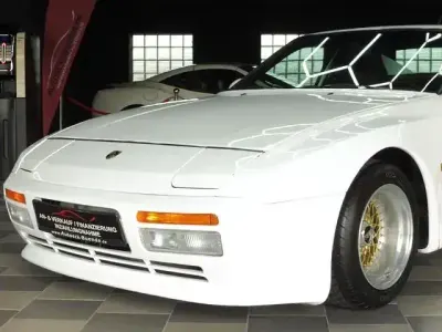 Usata Porsche 924 125 CV (91 kW) 1976 Bianco Coupé