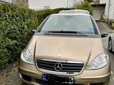 Second-hand Mercedes A170 Classic 116 CP (85 kW) 2005 Auriu Monovolum