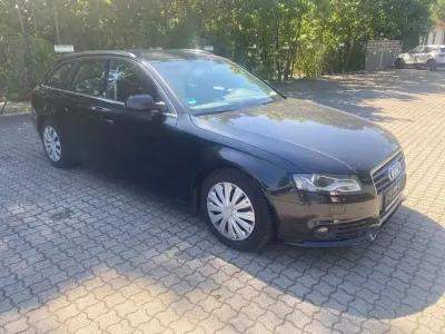 Gebraucht Audi A4 Sport 143 PS (105 kW) 2011 Schwarz Limousine