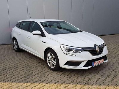 Weiß Gebraucht 2017 Renault Mégane GrandTour Life Kombi | 7.900 € (Fairer Preis)