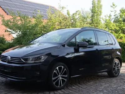 Gebraucht VW Golf Sportsvan Comfortline 116 PS (85 kW) 2017 Schwarz Van / Kleinbus