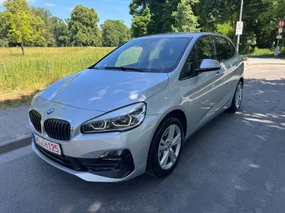 Gebraucht BMW 225 Active Tourer 231 PS (169 kW) 2018 Silber Van / Kleinbus
