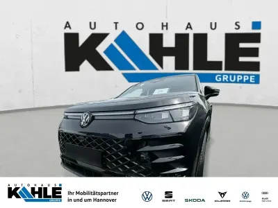 Neu VW Tayron R-line 150 PS (110 kW) 2026 Schwarz SUV