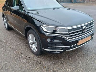 gebraucht VW Touareg 3.0 V6 TDI LED/AHK/LUFT/ACC/PARKASSIST