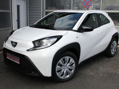 Neu Toyota Aygo X Business Edition 72 PS (52 kW) 2025 SUV