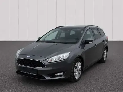 Gebraucht Ford Focus 125 PS (91 kW) 2017 Grau Kombi