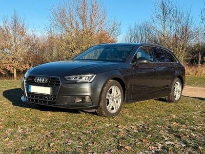Grau Gebraucht 2016 Audi A4 Comfort Kombi | 17.300 € (Etwas zu teuer)