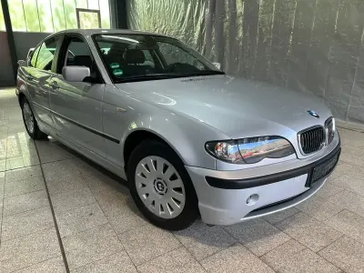Usata BMW 316 Sport Line 116 CV (85 kW) 2004 Argento Berlina