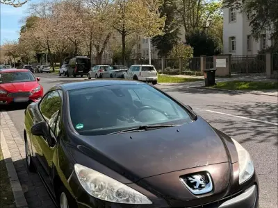 Usata Peugeot 308 CC 120 CV (88 kW) 2009 Marrone Cabrio