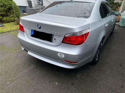 Gebraucht BMW 525 177 PS (130 kW) 2006 Grau Limousine