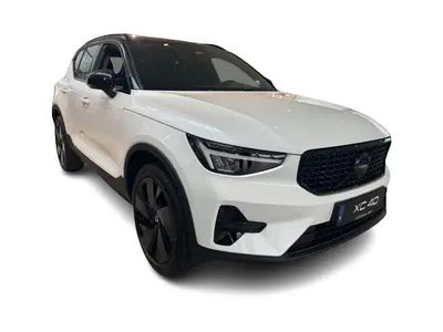 Neu Volvo XC40 Plus 163 PS (119 kW) 2025 Weiß SUV