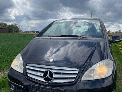 Usata Mercedes 200 136 CV (100 kW) 2008 Nero Berlina