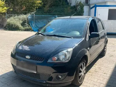 Gebraucht Ford Fiesta 70 PS (51 kW) 2007 Schwarz Kleinwagen