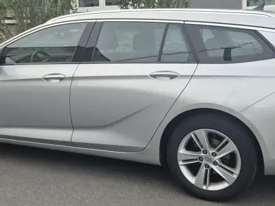 Używany Opel Insignia Business Elegance 122 KM (89 kW) 2023 Kombi