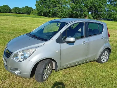 Gebraucht Opel Agila Edition 86 PS (63 kW) 2008 Silber Kleinwagen