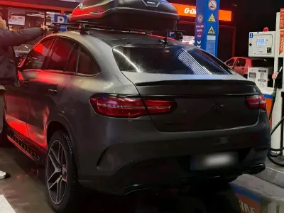 Używany Mercedes GLE450 AMG 367 KM (269 kW) 2016 Czarny Coupe