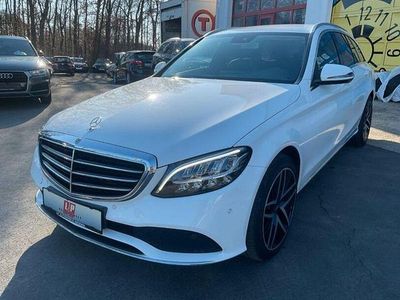 Gebraucht Mercedes C200 Exclusive 190 PS (139 kW) 2018 Weiss Limousine
