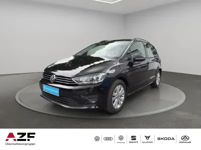 Gebraucht VW Golf VII Comfortline 125 PS (91 kW) 2017 Deep black perleffekt