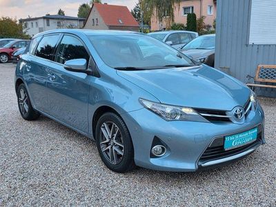 Toyota Auris Hybrid