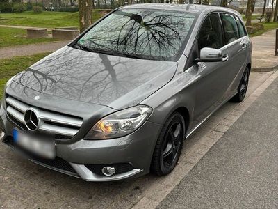 gebraucht Mercedes B220 4Matic