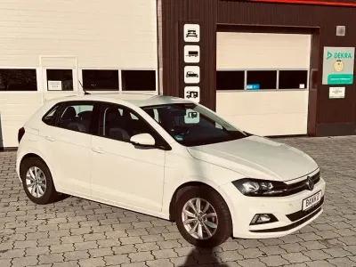 Gebraucht VW Polo Highline 95 PS (69 kW) 2018 Weiß Kleinwagen