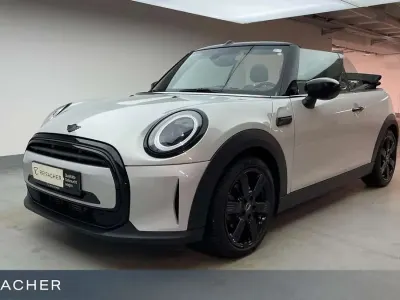 Gebraucht Mini Cooper Cabriolet Classic 136 PS (100 kW) 2023 White silver metallic Cabrio