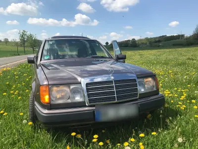 Gebraucht Mercedes 200 75 PS (55 kW) 1991 Andere farben Limousine