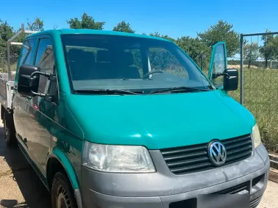 Gebraucht VW T5 130 PS (95 kW) 2009 Grün Van