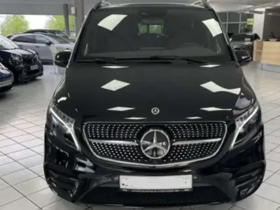 Gebraucht Mercedes V220 AMG line 237 PS (174 kW) 2023 Schwarz Van / Kleinbus