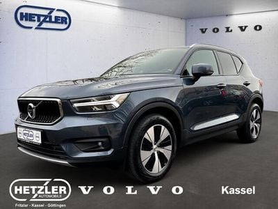 Gebraucht Volvo XC40 Momentum 129 PS (94 kW) 2022 Denim blue / metallic SUV