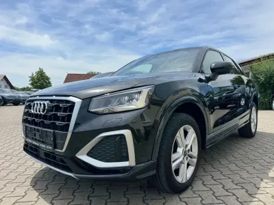 Gebraucht Audi Q2 Advanced 150 PS (110 kW) 2023 Schwarz SUV
