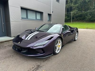 Gebraucht Ferrari F8 721 PS (530 kW) 2023 Violett Cabrio