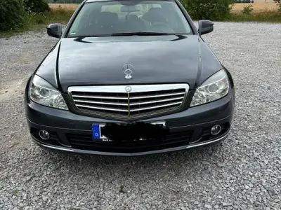 Gebraucht Mercedes C220 Elegance 170 PS (125 kW) 2007 Silber Limousine