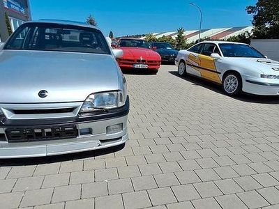 Silber Gebraucht 1987 Opel Omega Limousine | 12.999 €