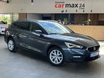Używany Seat Leon Style 150 KM (110 kW) 2023 Szary Kombi
