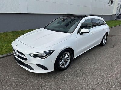 Gebraucht Mercedes CLA180 Shooting Brake 116 PS (85 kW) 2019 Weiß Kombi