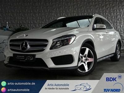 Usata Mercedes GLA200 AMG line 136 CV (100 kW) 2014 Bianco SUV