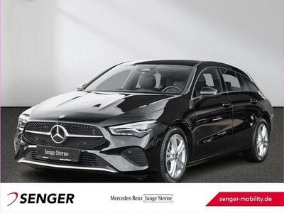 Gebraucht Mercedes CLA180 Shooting Brake 136 PS (100 kW) 2024 Unilack nachtschwarz Kombi