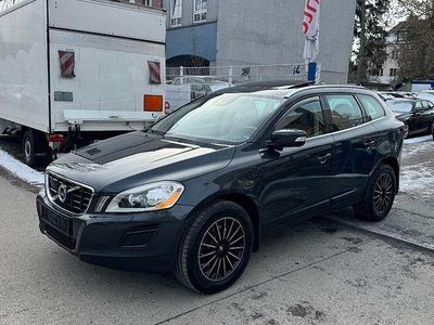 Gebraucht Volvo XC60 Inscription 163 PS (119 kW) 2012 Grau SUV